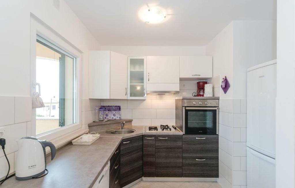 Apartman Dora Povljana Εξωτερικό φωτογραφία
