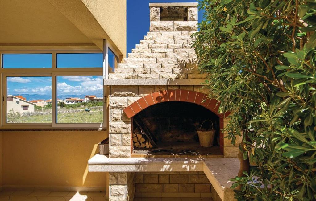 Apartman Dora Povljana Εξωτερικό φωτογραφία